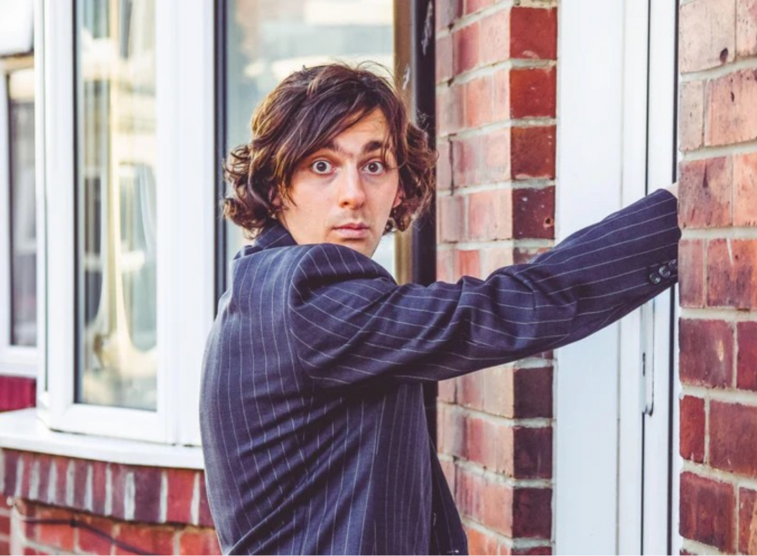 Eye to publish radio tie-in memoir of ‘door-to-door poet’